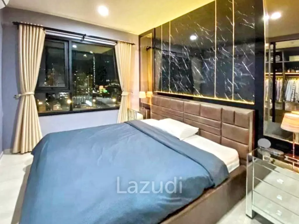 1 Bedroom 1 Bathroom 35 SQ.M at Life Asoke