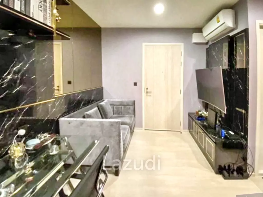1 Bedroom 1 Bathroom 35 SQ.M at Life Asoke