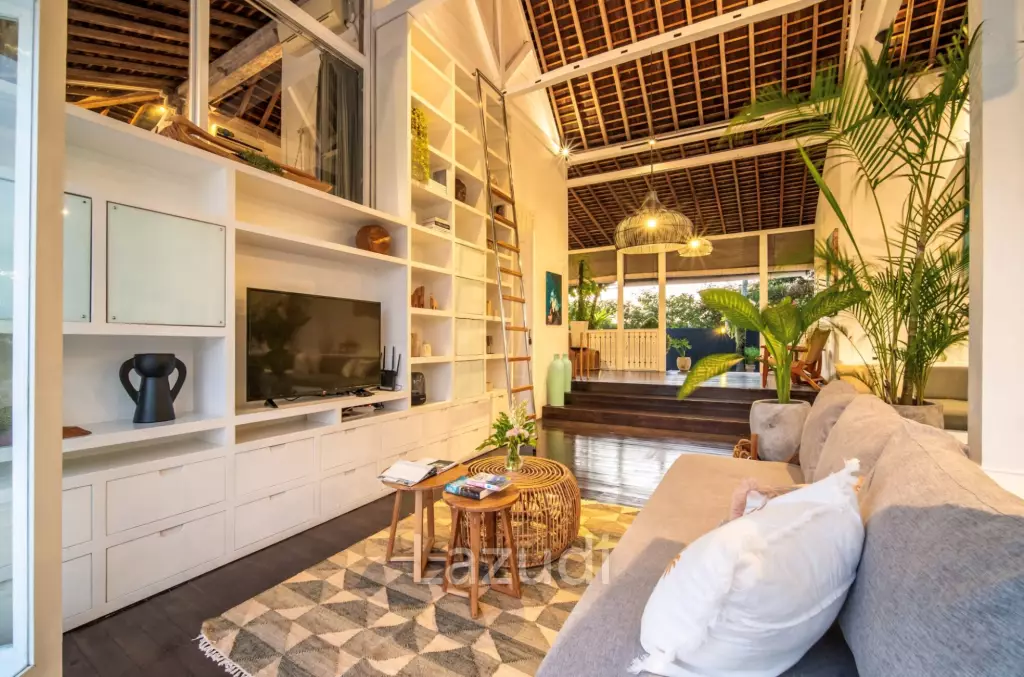 Own a Piece of Paradise: Luxury Leasehold 5-Bed Villa with Rice Field Views in Canggu – Berawa