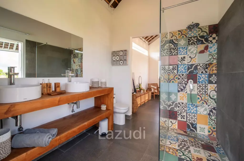 Own a Piece of Paradise: Luxury Leasehold 5-Bed Villa with Rice Field Views in Canggu – Berawa