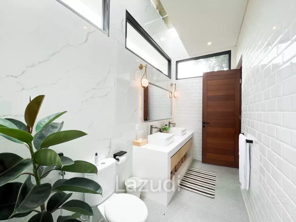 Ultra-Modern villa Situated beachside Pererenan with 44-year lease