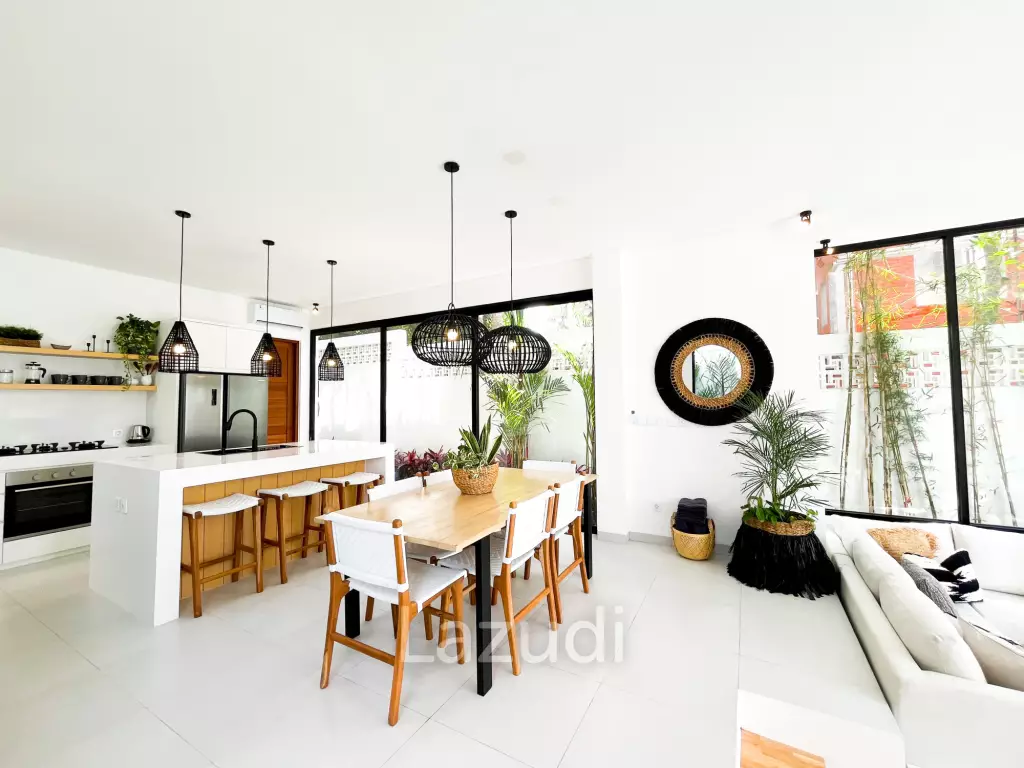 Ultra-Modern villa Situated beachside Pererenan with 44-year lease