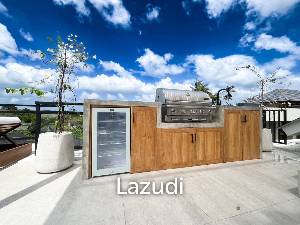 Ultra-Modern villa Situated beachside Pererenan with 44-year lease