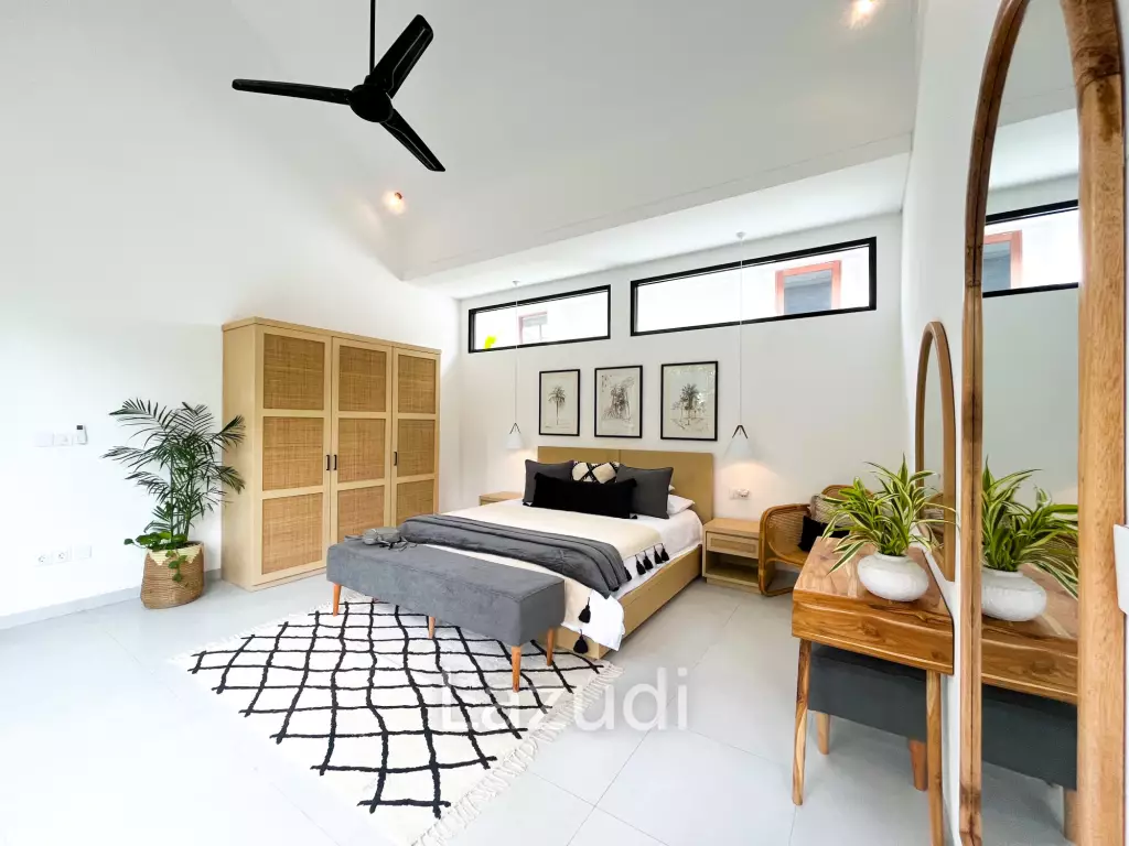 Ultra-Modern villa Situated beachside Pererenan with 44-year lease