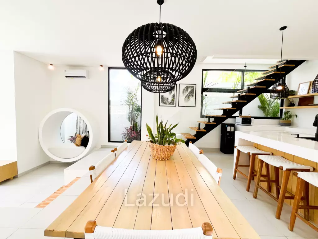 Ultra-Modern villa Situated beachside Pererenan with 44-year lease