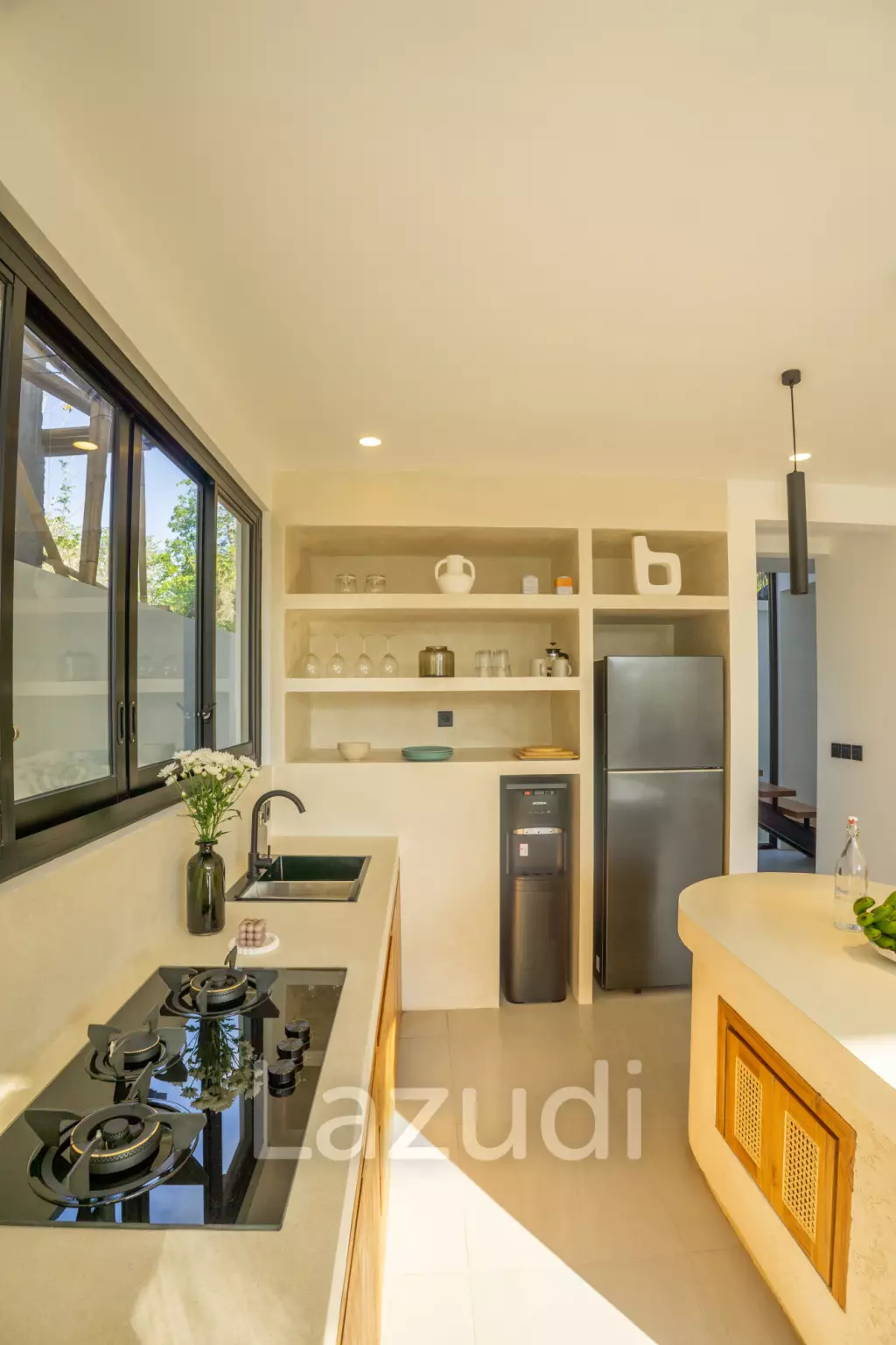 Stunning One Bedroom steps away from Nyang-Nyang Beach