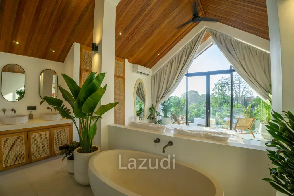 Stunning One Bedroom steps away from Nyang-Nyang Beach