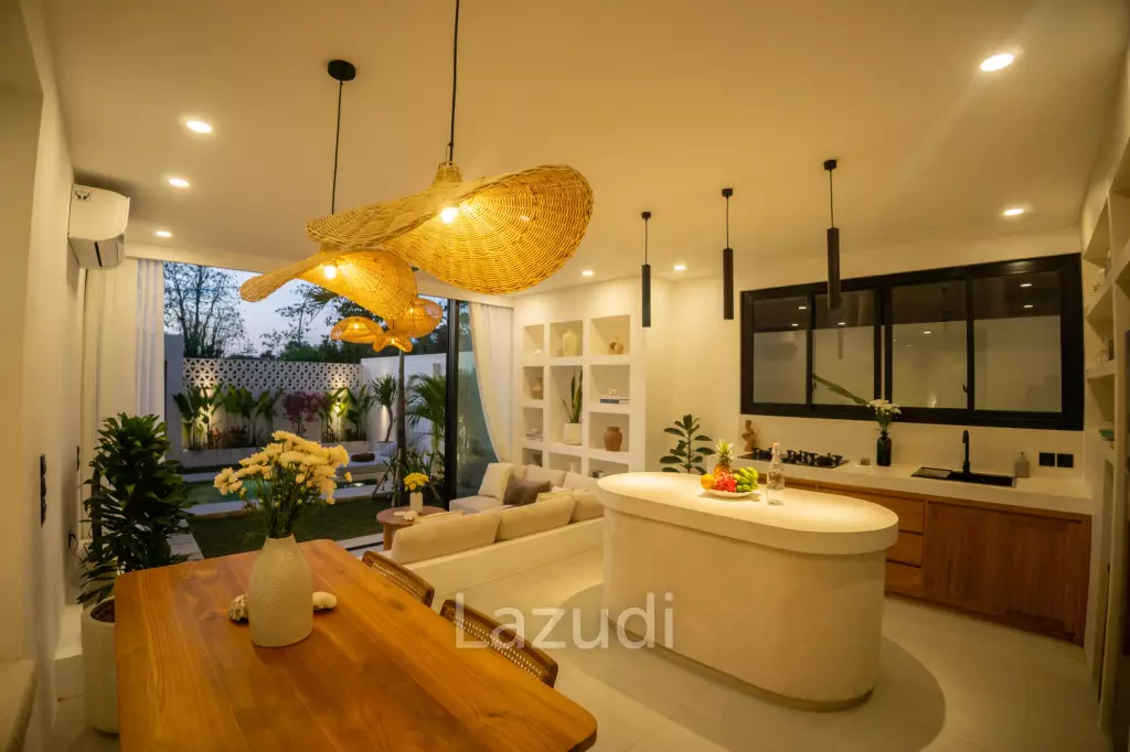 Stunning One Bedroom steps away from Nyang-Nyang Beach