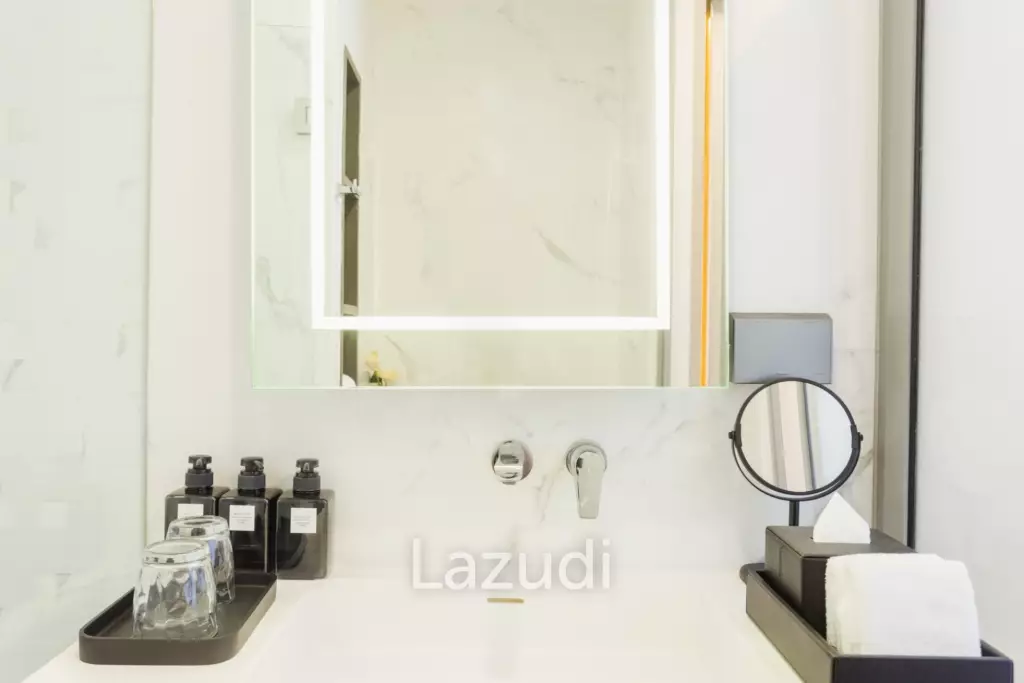 Studio 35 SQ.M Wyndham Bangkok Queen Convention Center