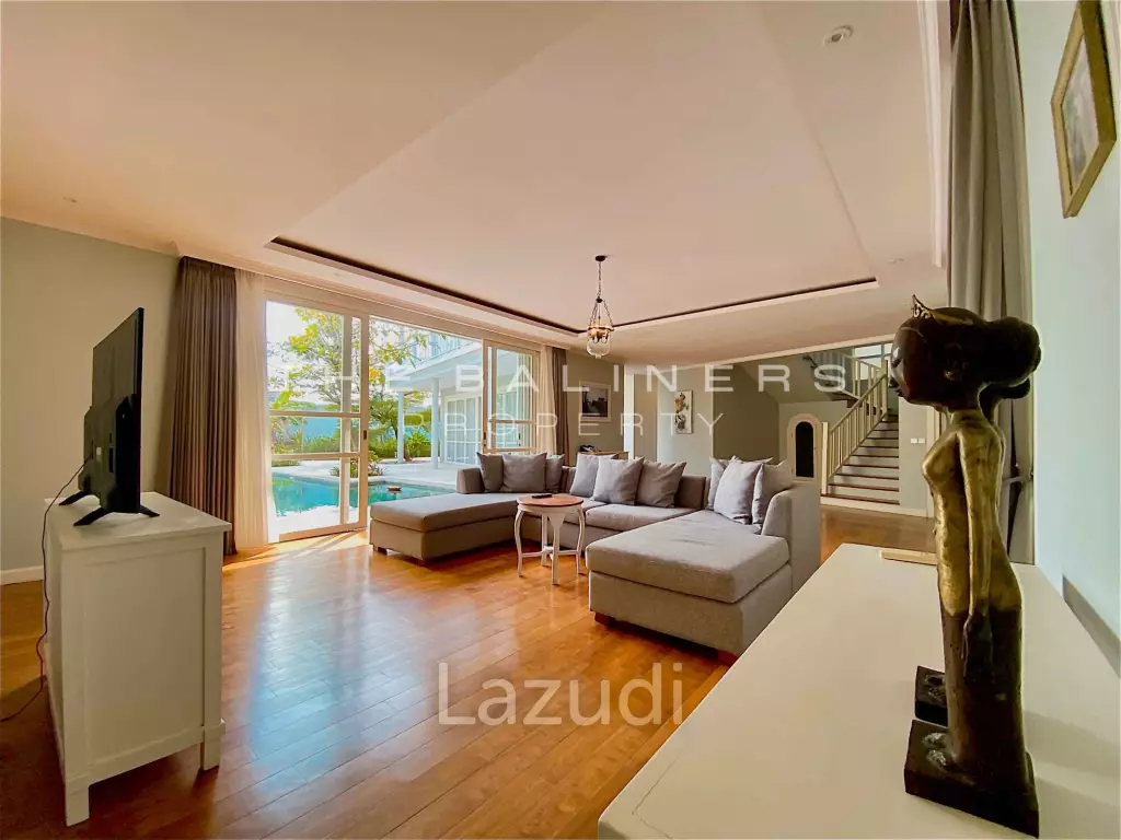 LUXURY VILLA IN BERAWA: WALK TO BEACH & FINNS RECREATION CLUB