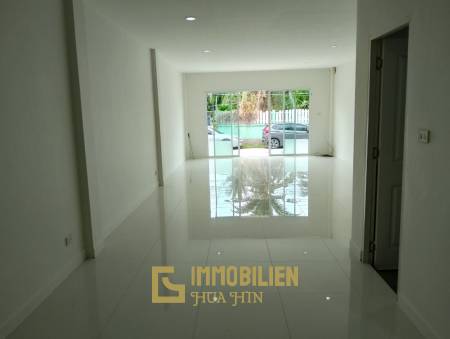 Great Location 2 bed Townhouse on Soi 102