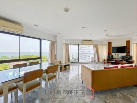 Palm Pavillion: Beachfront Sea Views Condo