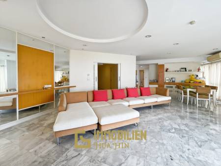 158 metro cuadrado 3 ` 2 Baño Condominio de Venta