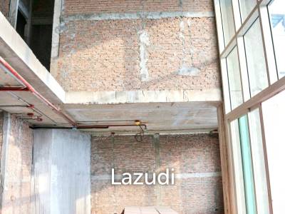4 Bed 5 Bath 272 SQ.M Watermark Chaophraya
