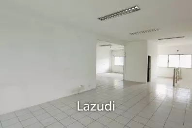 Retail/Office Space for rent in Thonglor