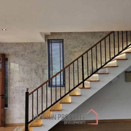 2 STOREY VILLA  : 4 beds pool villa on soi 112