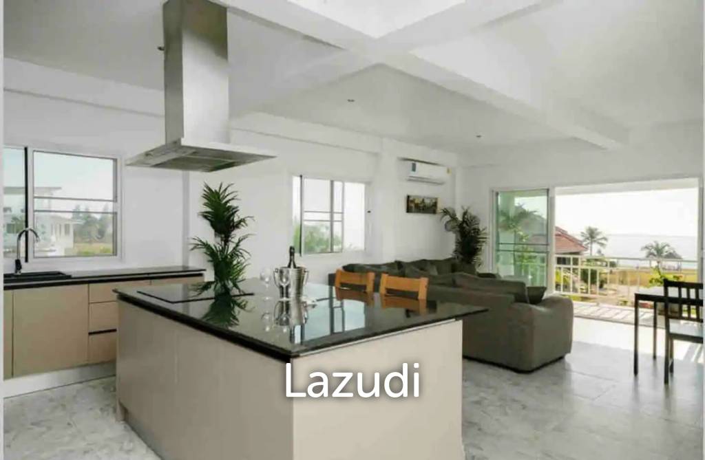 Luxurious 6 Bed Beachfront Villa in Huay Yang