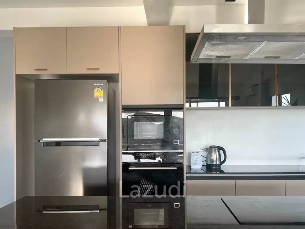 Luxurious 6 Bed Beachfront Villa in Huay Yang