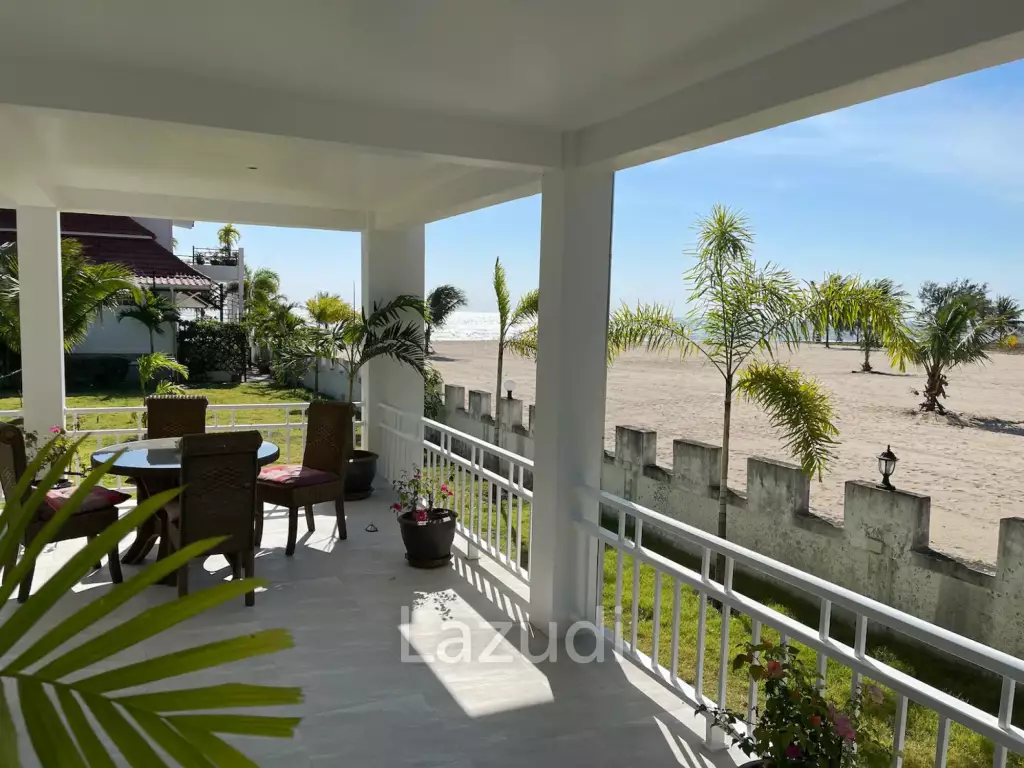 Luxurious 6 Bed Beachfront Villa in Huay Yang