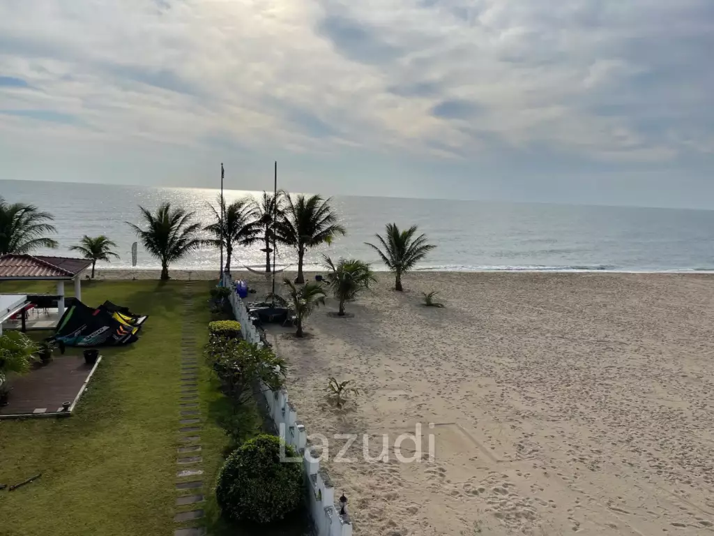 Luxurious 6 Bed Beachfront Villa in Huay Yang