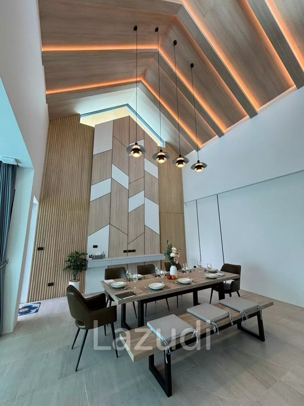 Brand New 3-Bedroom Villa For Sale In Soi Saiyuan, Rawai