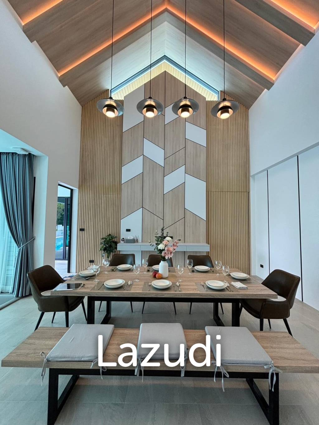 Brand New 3-Bedroom Villa For Sale In Soi Saiyuan, Rawai