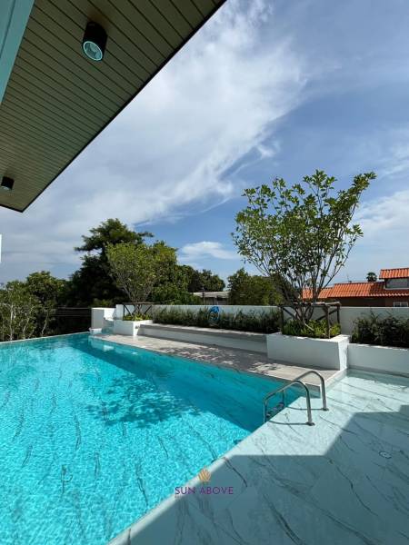 Brand New 3-Bedroom Villa For Sale In Soi Saiyuan, Rawai