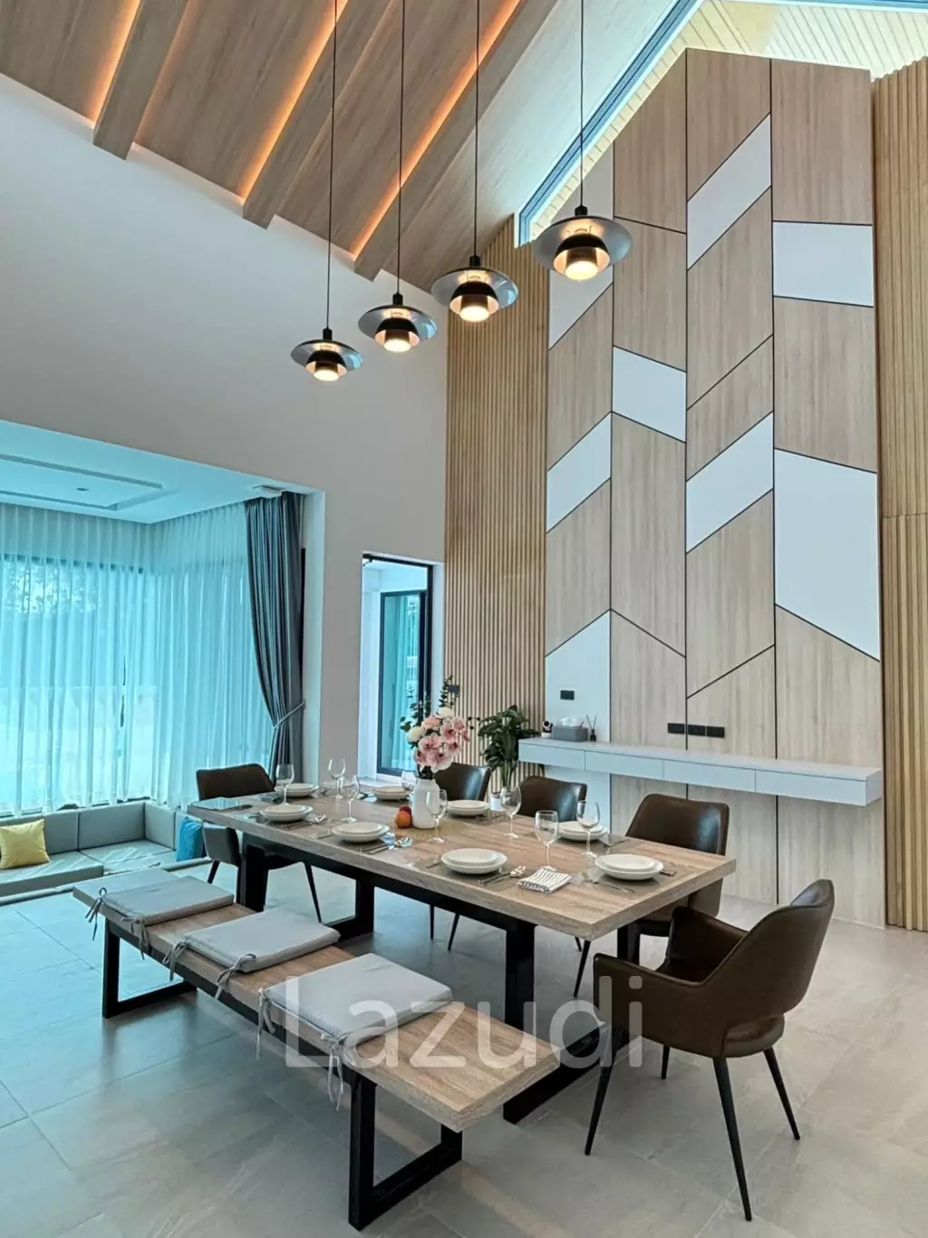 Brand New 3-Bedroom Villa For Sale In Soi Saiyuan, Rawai