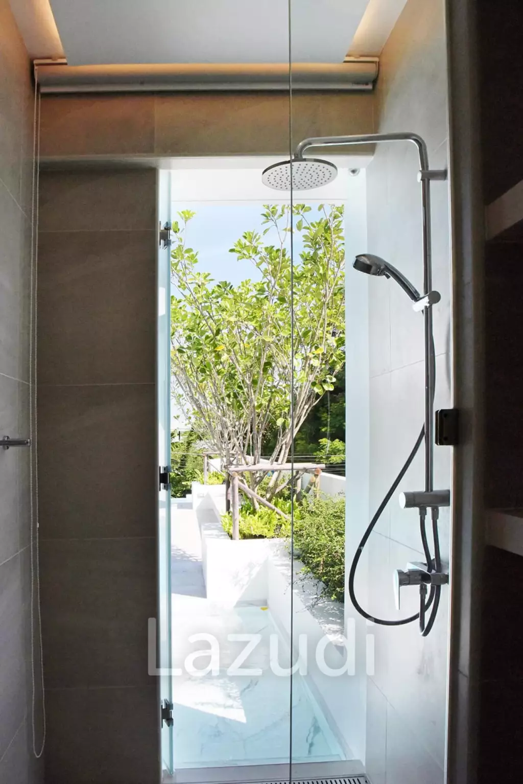 Brand New 3-Bedroom Villa For Sale In Soi Saiyuan, Rawai