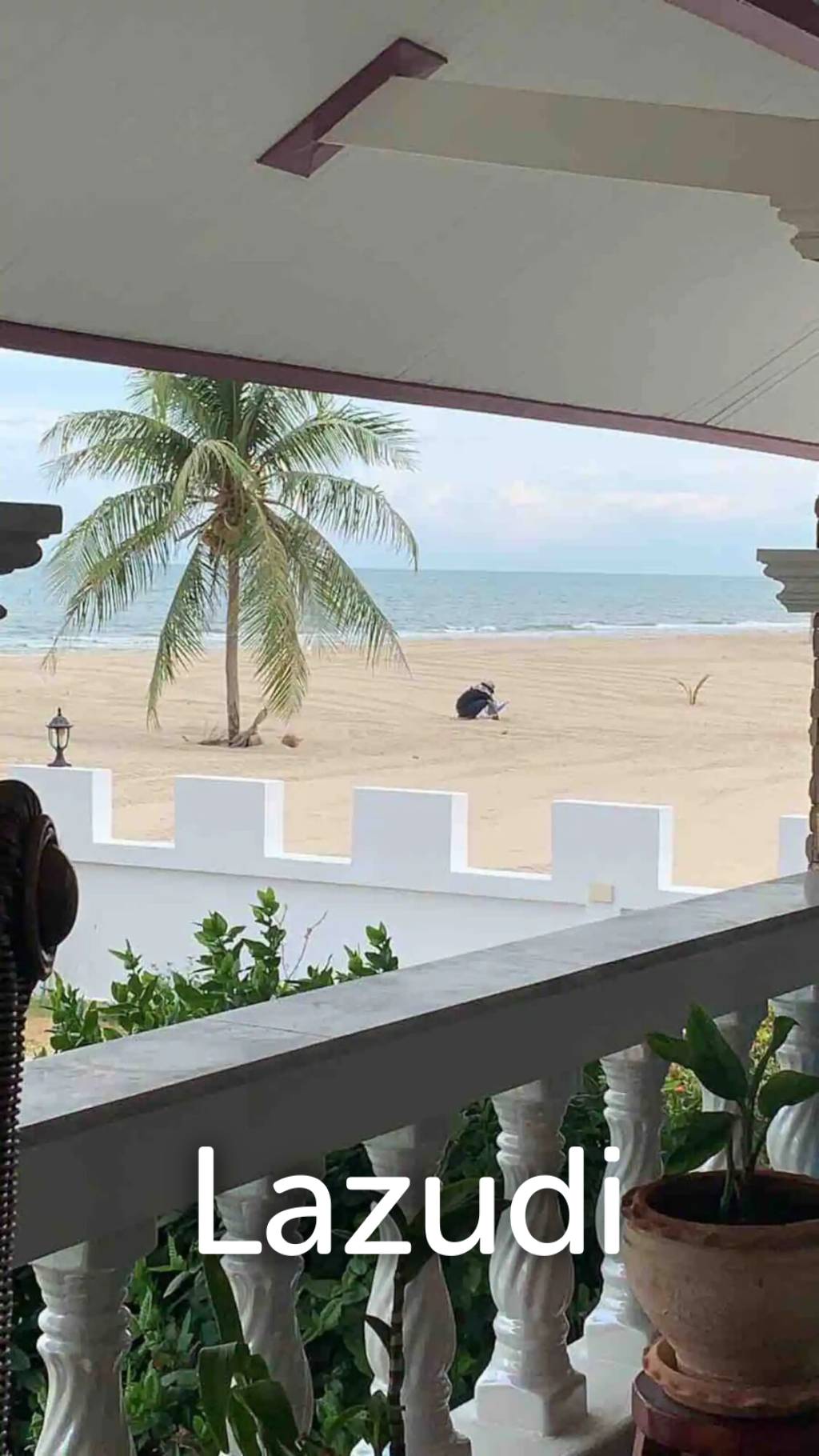 4 Bed Beachfront villa at Huay Yang