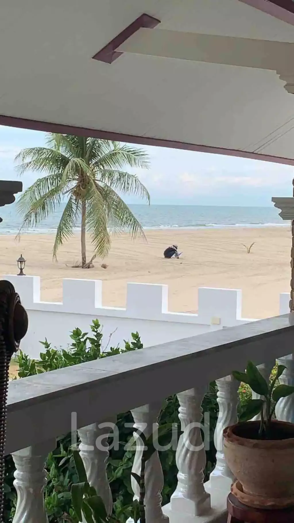 4 Bed Beachfront villa at Huay Yang