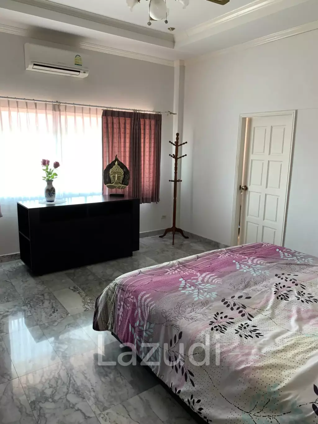 4 Bed Beachfront villa at Huay Yang
