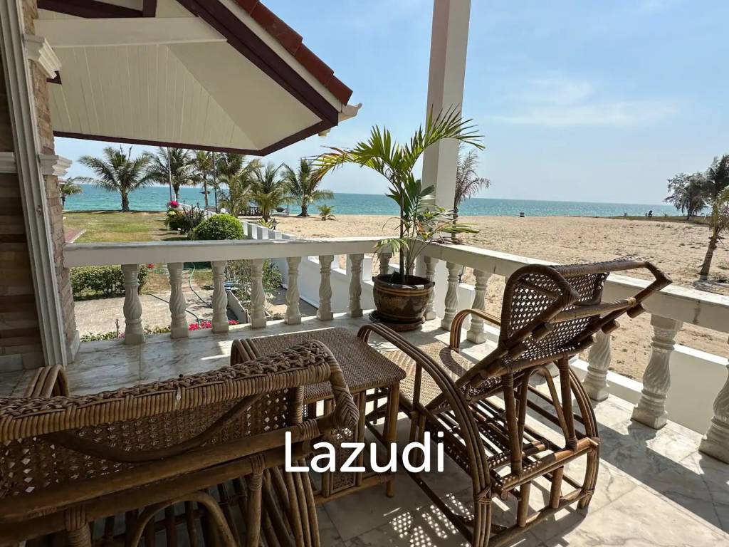 4 Bed Beachfront villa at Huay Yang