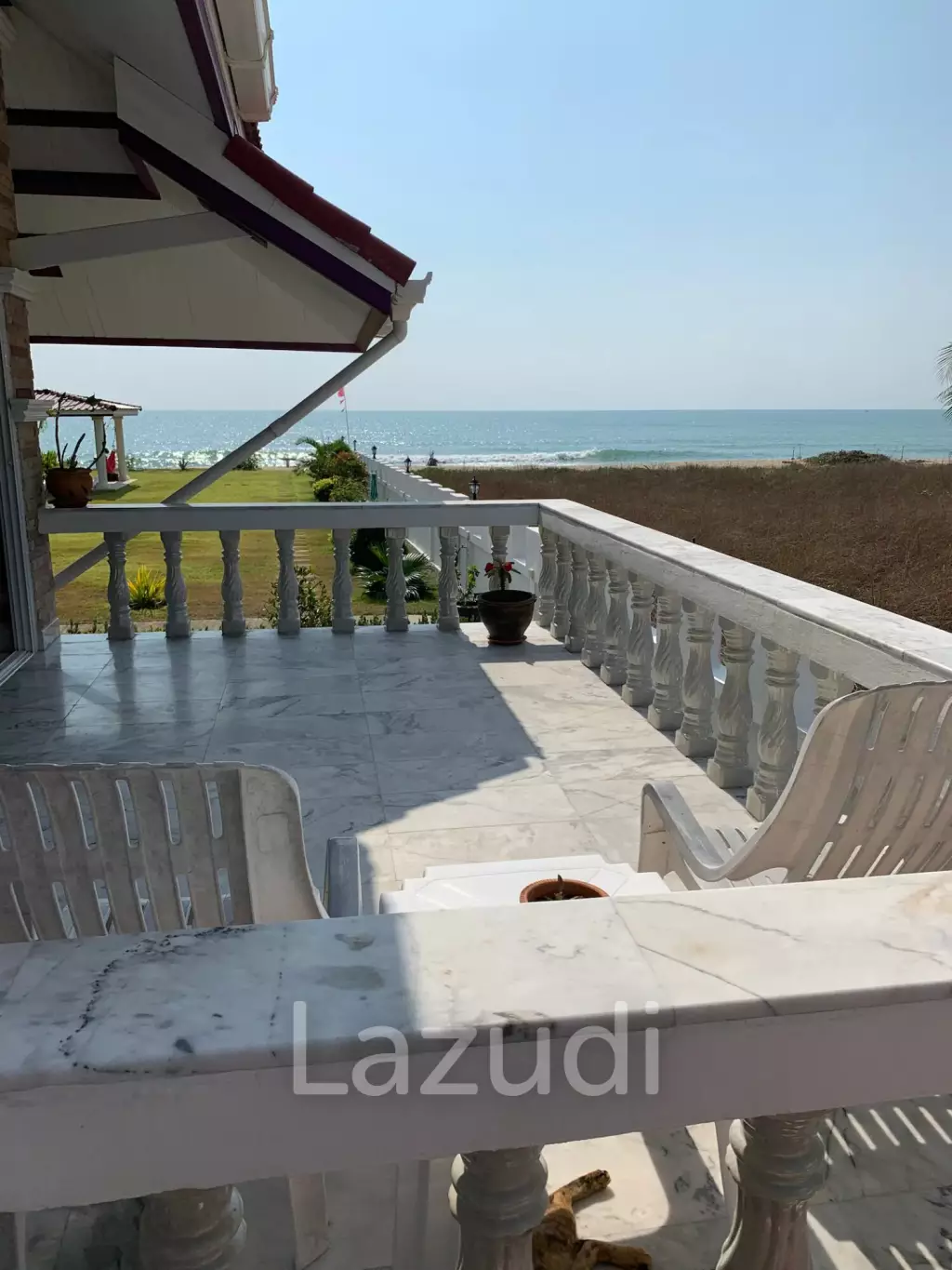 4 Bed Beachfront villa at Huay Yang