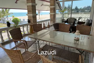 4 Bed Beachfront villa at Huay Yang