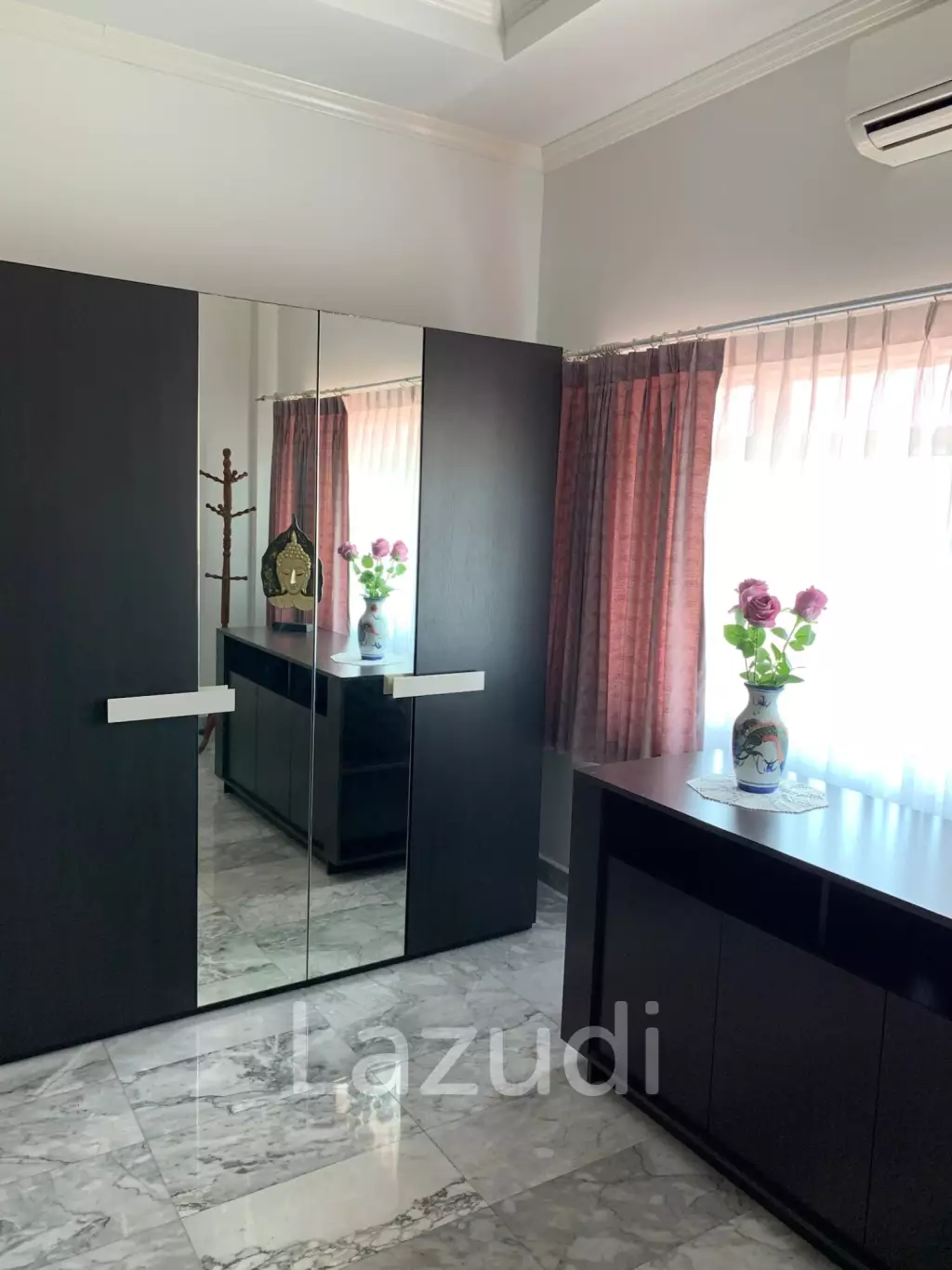 4 Bed Beachfront villa at Huay Yang