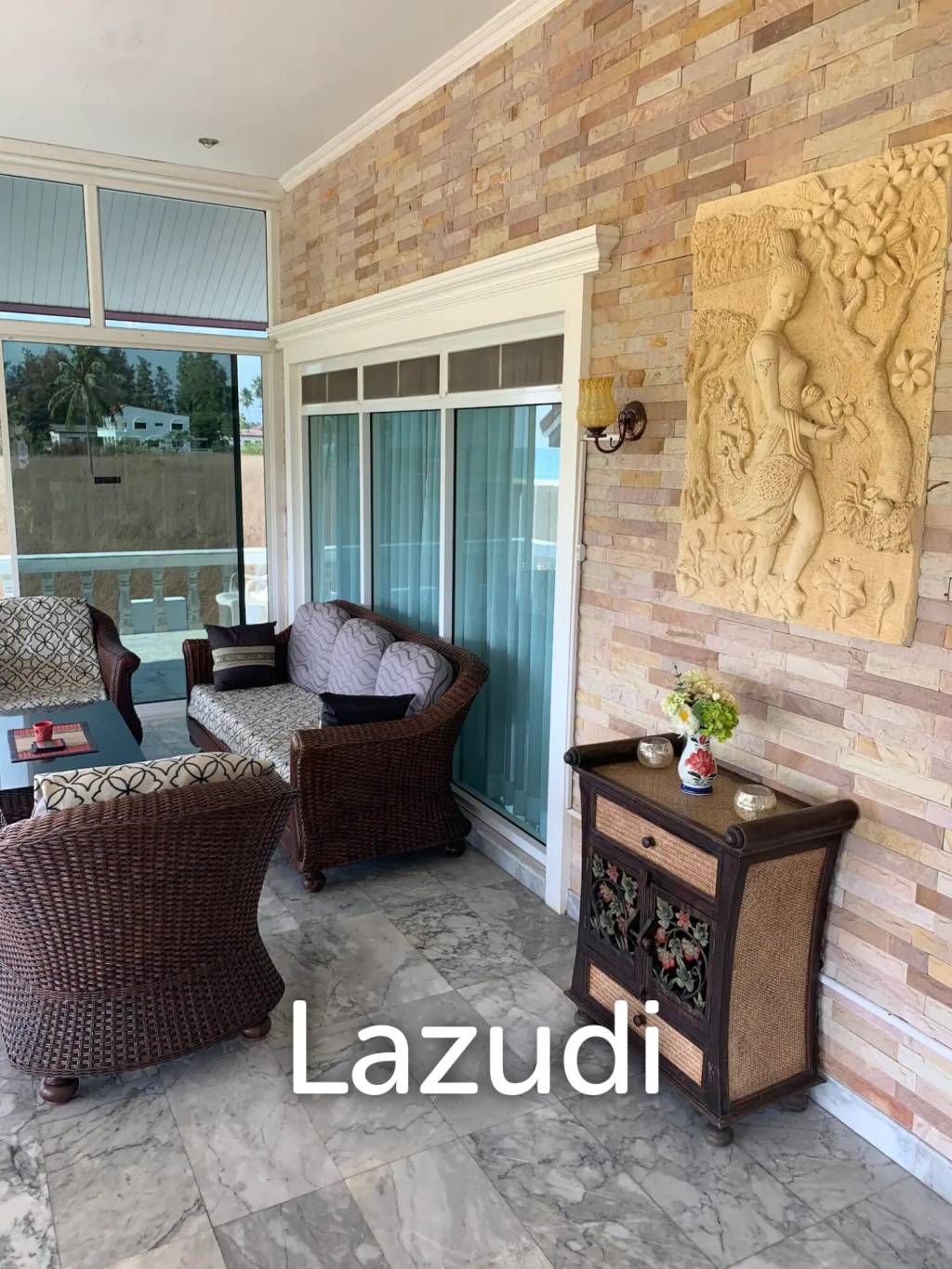 4 Bed Beachfront villa at Huay Yang