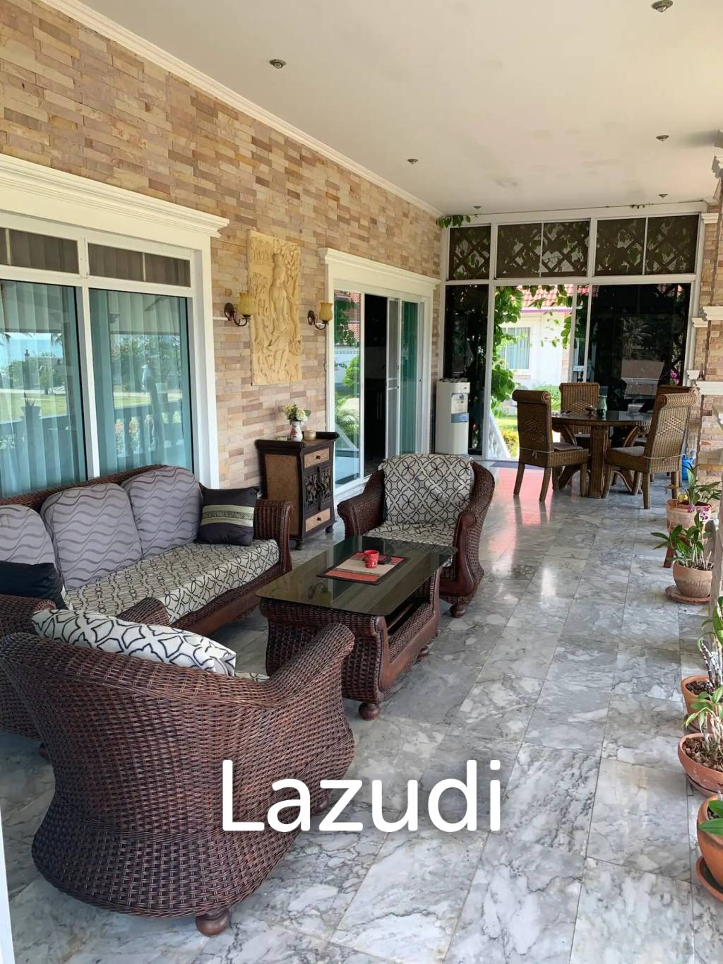 4 Bed Beachfront villa at Huay Yang