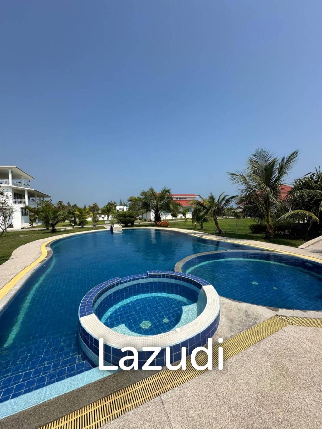 4 Bed Beachfront villa at Huay Yang