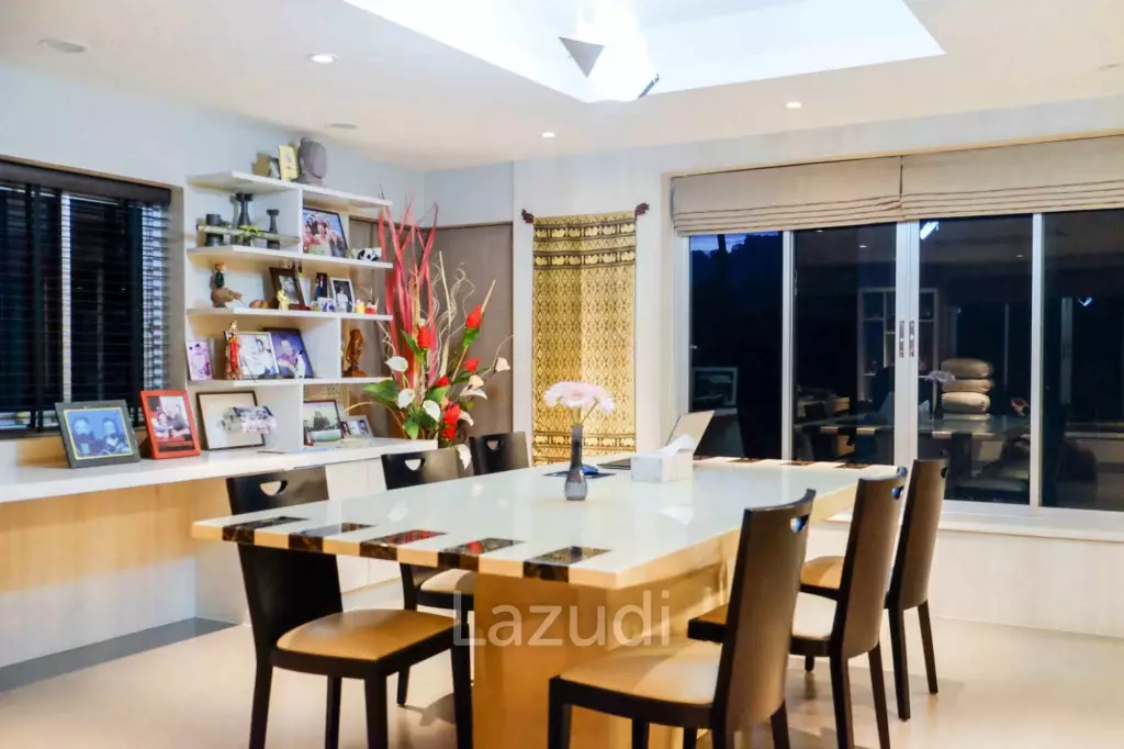 3-Story Home Office Building for Sale Near Central Phuket