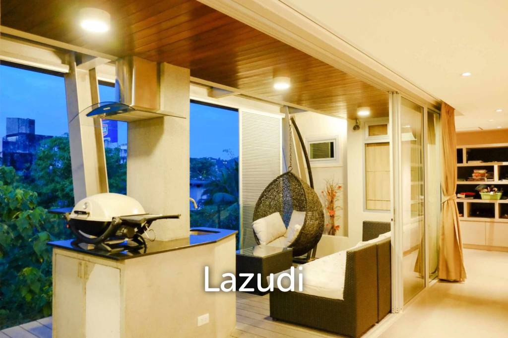 3-Story Home Office Building for Sale Near Central Phuket