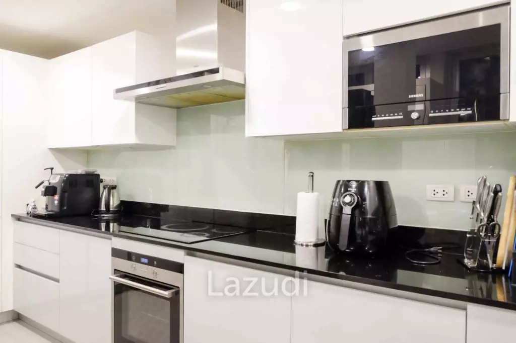 3-Story Home Office Building for Sale Near Central Phuket