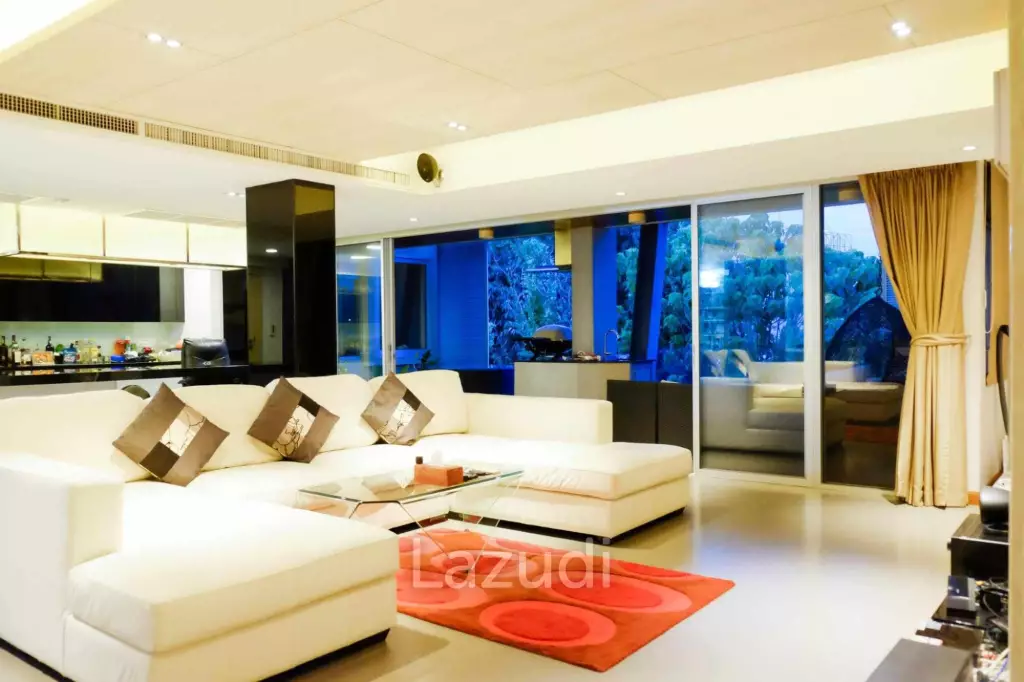 3-Story Home Office Building for Sale Near Central Phuket
