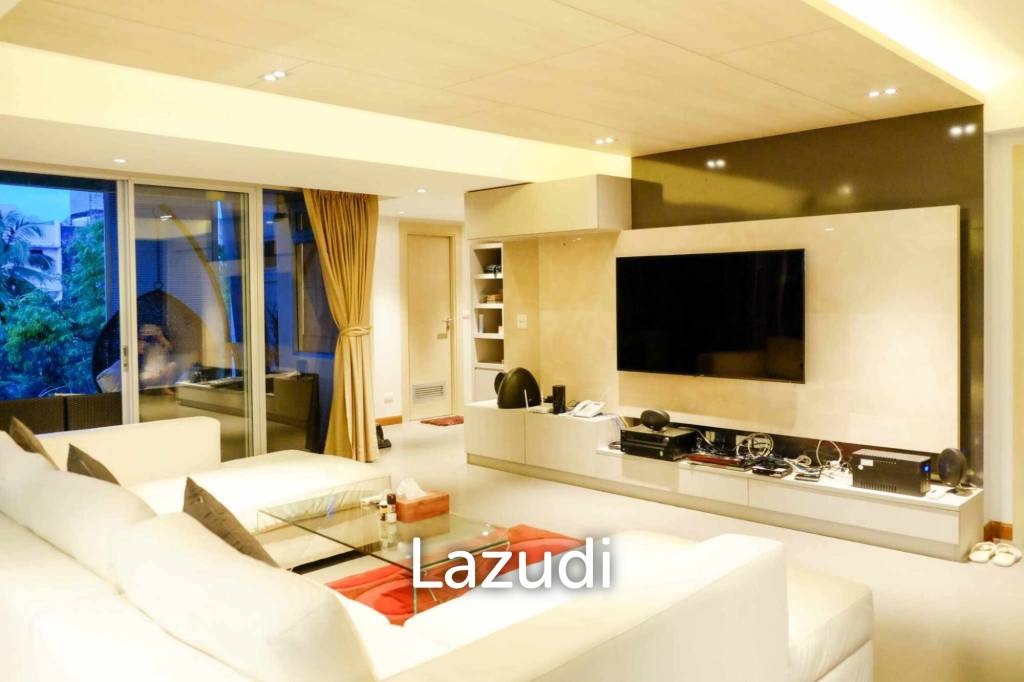 3-Story Home Office Building for Sale Near Central Phuket