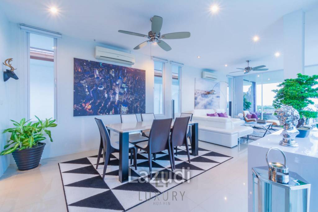 Luxury 3 Bedroom Villa with Nice Sea View!