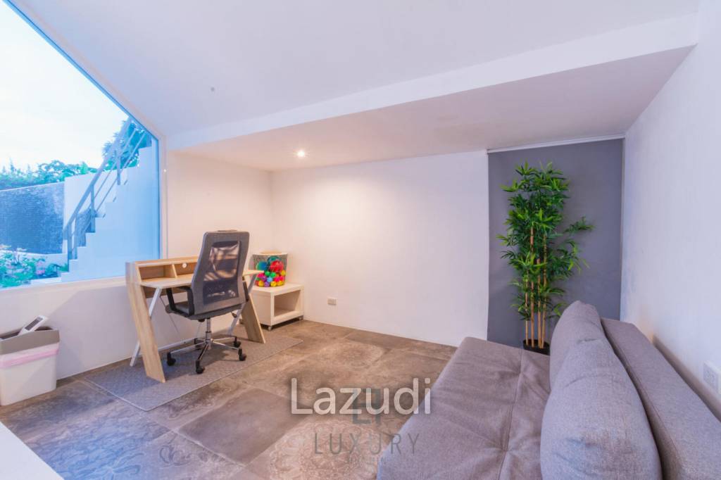 Luxury 3 Bedroom Villa with Nice Sea View!