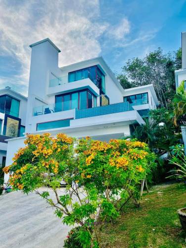 4-Storey Sea View Pool Villa for Sale in Ao Por, Phuket – 5 Bedrooms  with Elevator