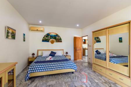 2 Beautiful bungalows, 2 bed each on landscaped garden