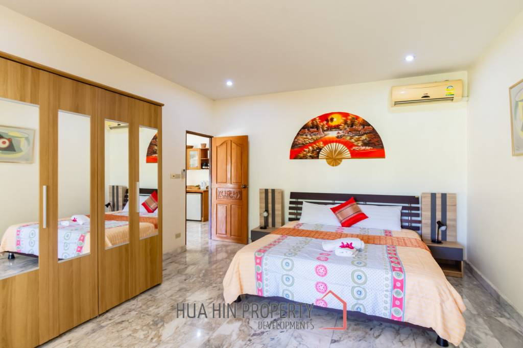 2 Beautiful bungalows, 2 bed each on landscaped garden