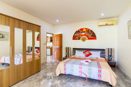 2 Beautiful bungalows, 2 bed each on landscaped garden